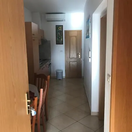 Apartmaji Neja *