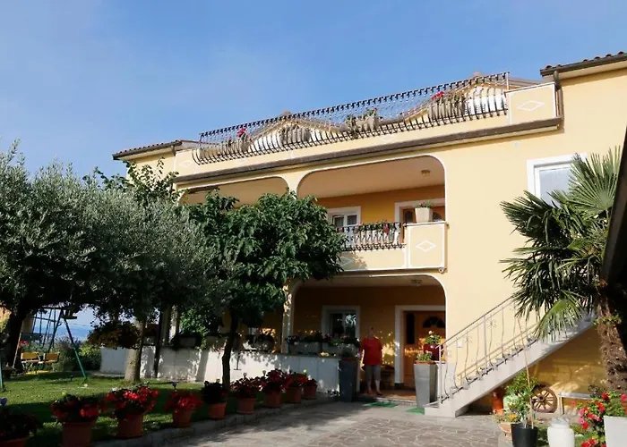 Apartmaji Neja Daire *